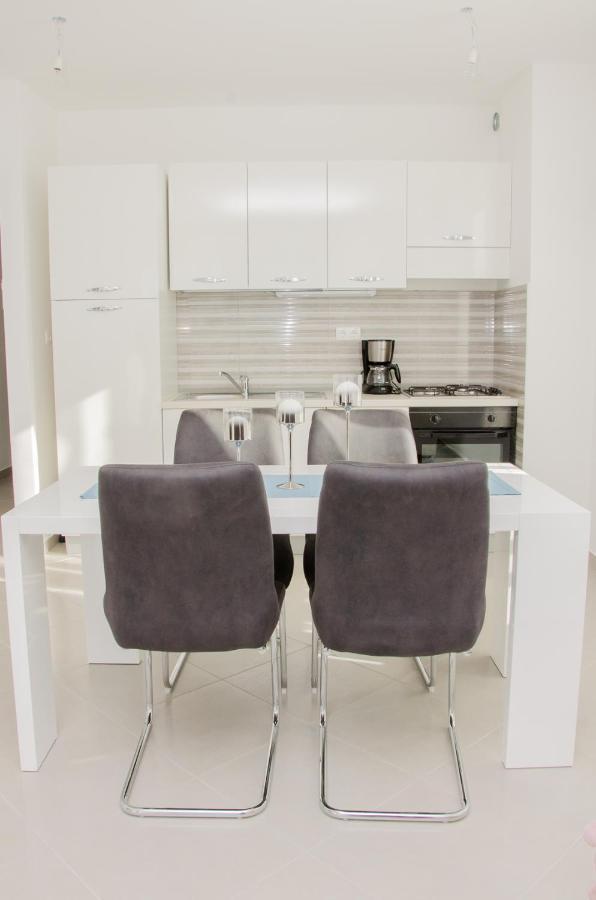Apartman Leona Villa Nehaj セニ エクステリア 写真