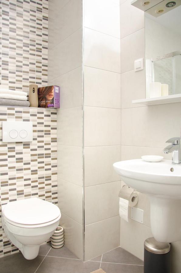 Apartman Leona Villa Nehaj セニ エクステリア 写真
